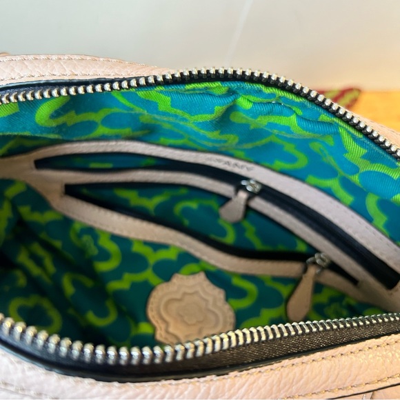 Oryany NWOT Trina Leather Bag in Misty Rose Satchel Crossbody Zipper Closures - Picture 5 of 9